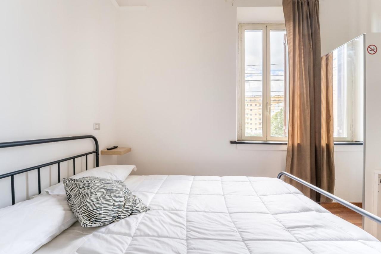 Rooms Piramide Roma Exterior foto