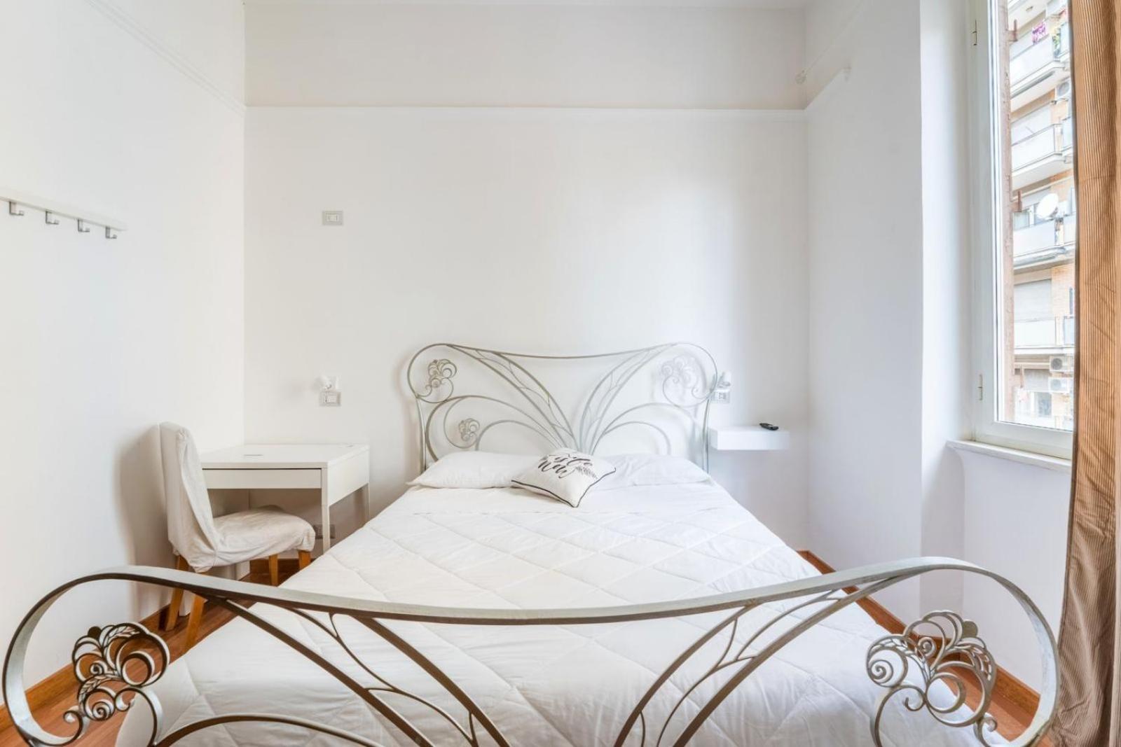 Rooms Piramide Roma Exterior foto
